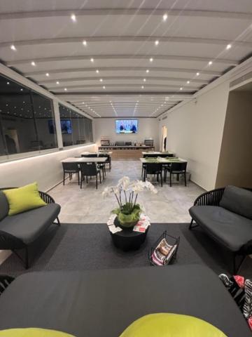Elite Accommodations & Hydromassage Pool Реджо ди Калабрия Екстериор снимка
