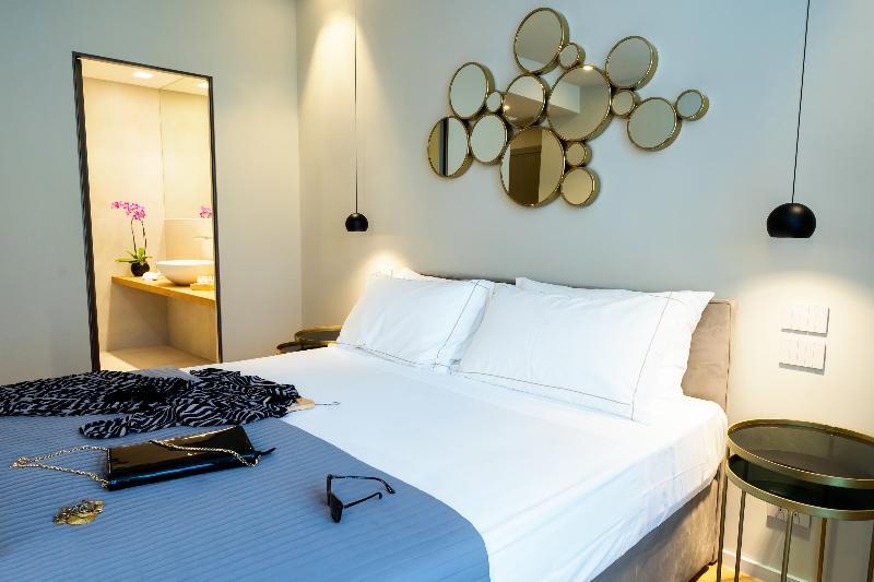 Elite Accommodations & Hydromassage Pool Реджо ди Калабрия Екстериор снимка